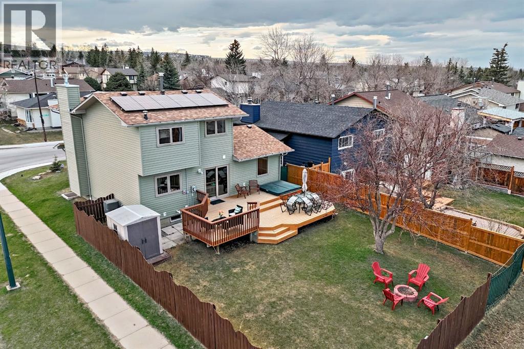 87 Berwick Crescent Nw, Calgary, Alberta  T3K 1P7 - Photo 34 - A2304504