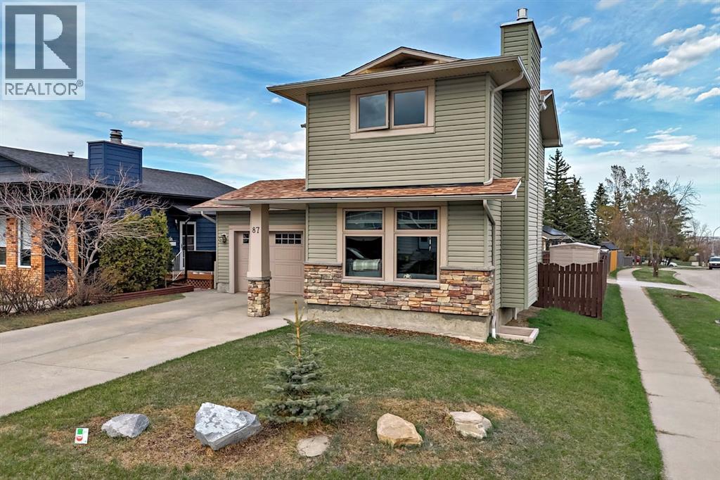 87 Berwick Crescent Nw, Calgary, Alberta  T3K 1P7 - Photo 31 - A2304504