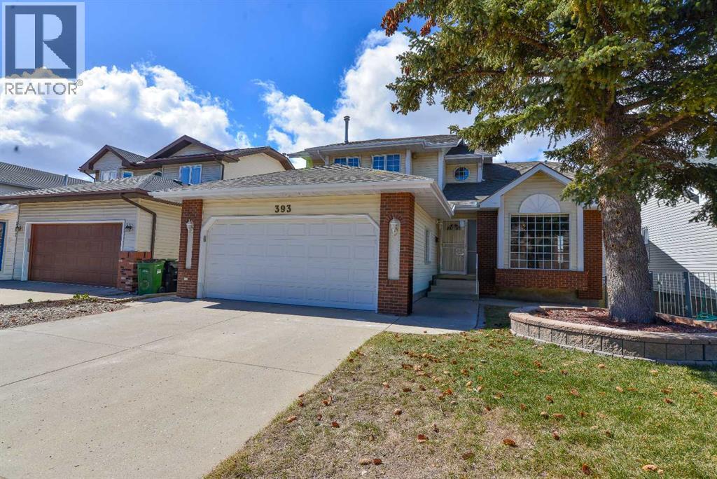 393 Hawktree Circle Nw, Calgary, Alberta  T3G 2X9 - Photo 2 - A2305196