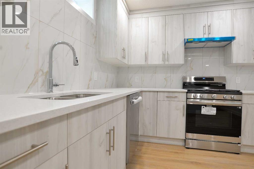 393 Hawktree Circle Nw, Calgary, Alberta  T3G 2X9 - Photo 39 - A2305196