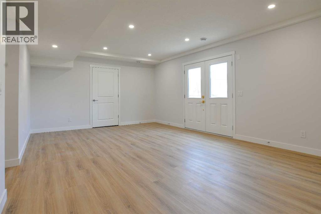 393 Hawktree Circle Nw, Calgary, Alberta  T3G 2X9 - Photo 41 - A2305196