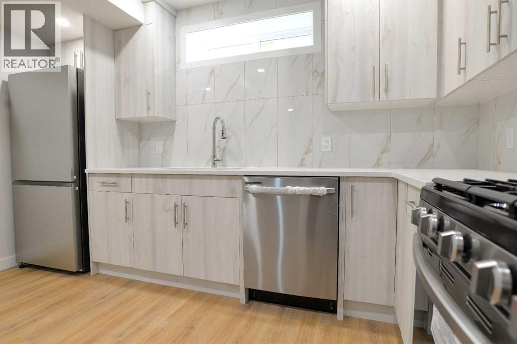 393 Hawktree Circle Nw, Calgary, Alberta  T3G 2X9 - Photo 40 - A2305196