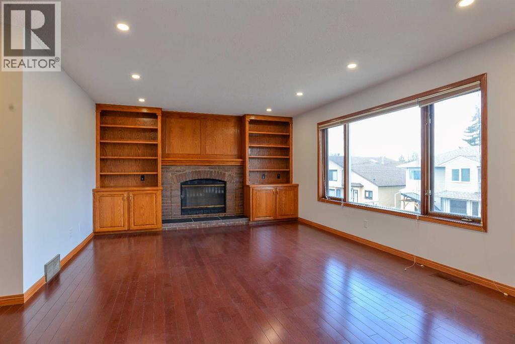 393 Hawktree Circle Nw, Calgary, Alberta  T3G 2X9 - Photo 16 - A2305196