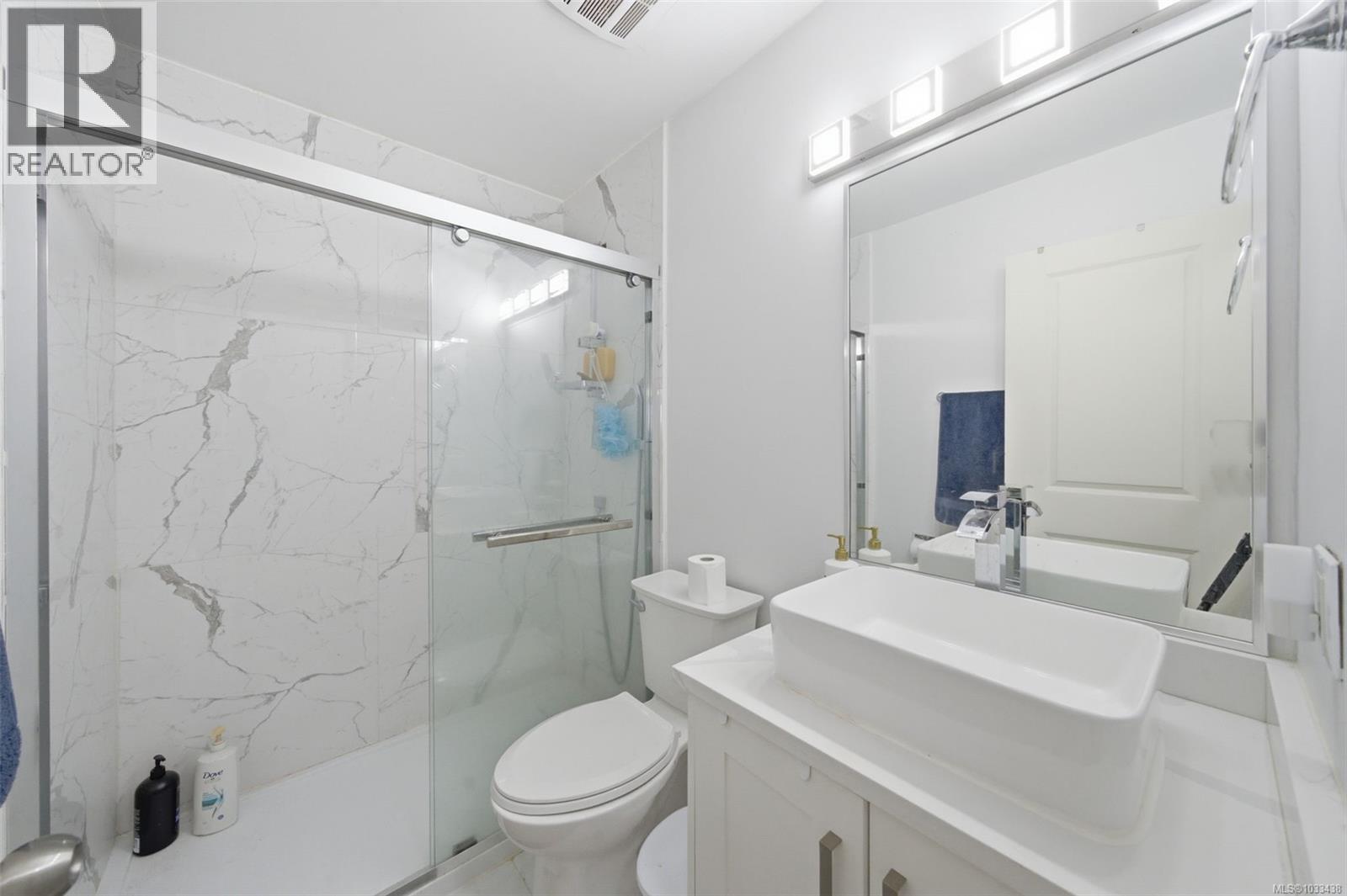 4351 Torquay Dr, Saanich, British Columbia  V8N 3L3 - Photo 17 - 1033438