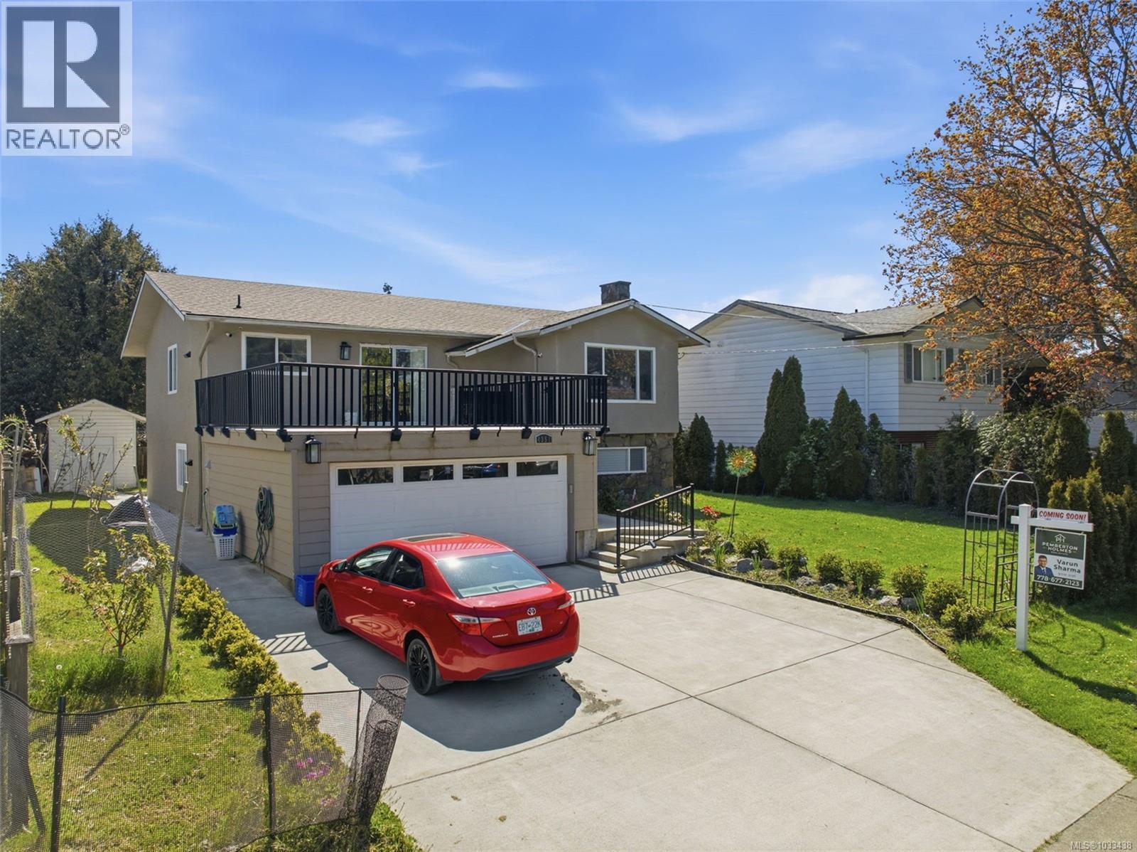 4351 Torquay Dr, Saanich, British Columbia  V8N 3L3 - Photo 6 - 1033438