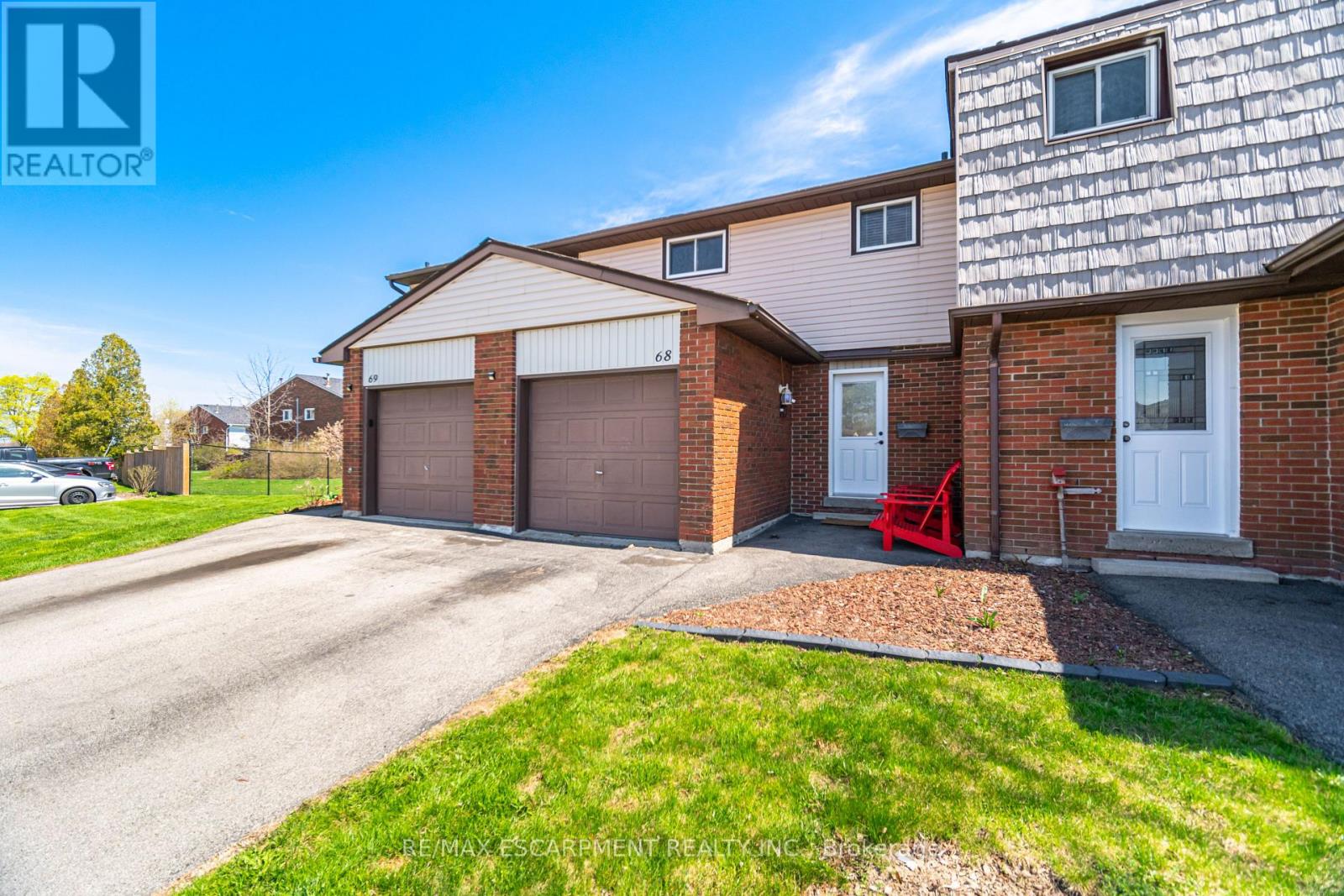 68 - 1350 Limeridge Road E, Hamilton, Ontario  L8W 1L6 - Photo 1 - X13050244