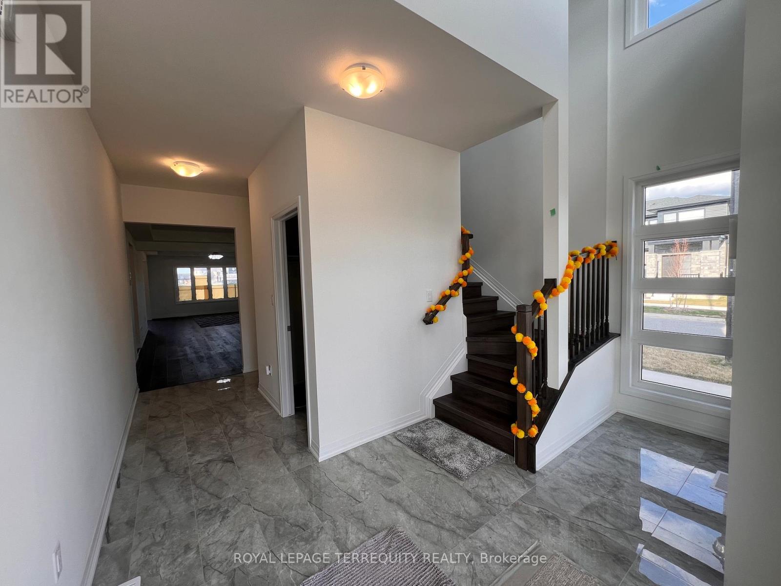 119 Acacia Road, Pelham, Ontario  L3E 0G6 - Photo 5 - X13050300