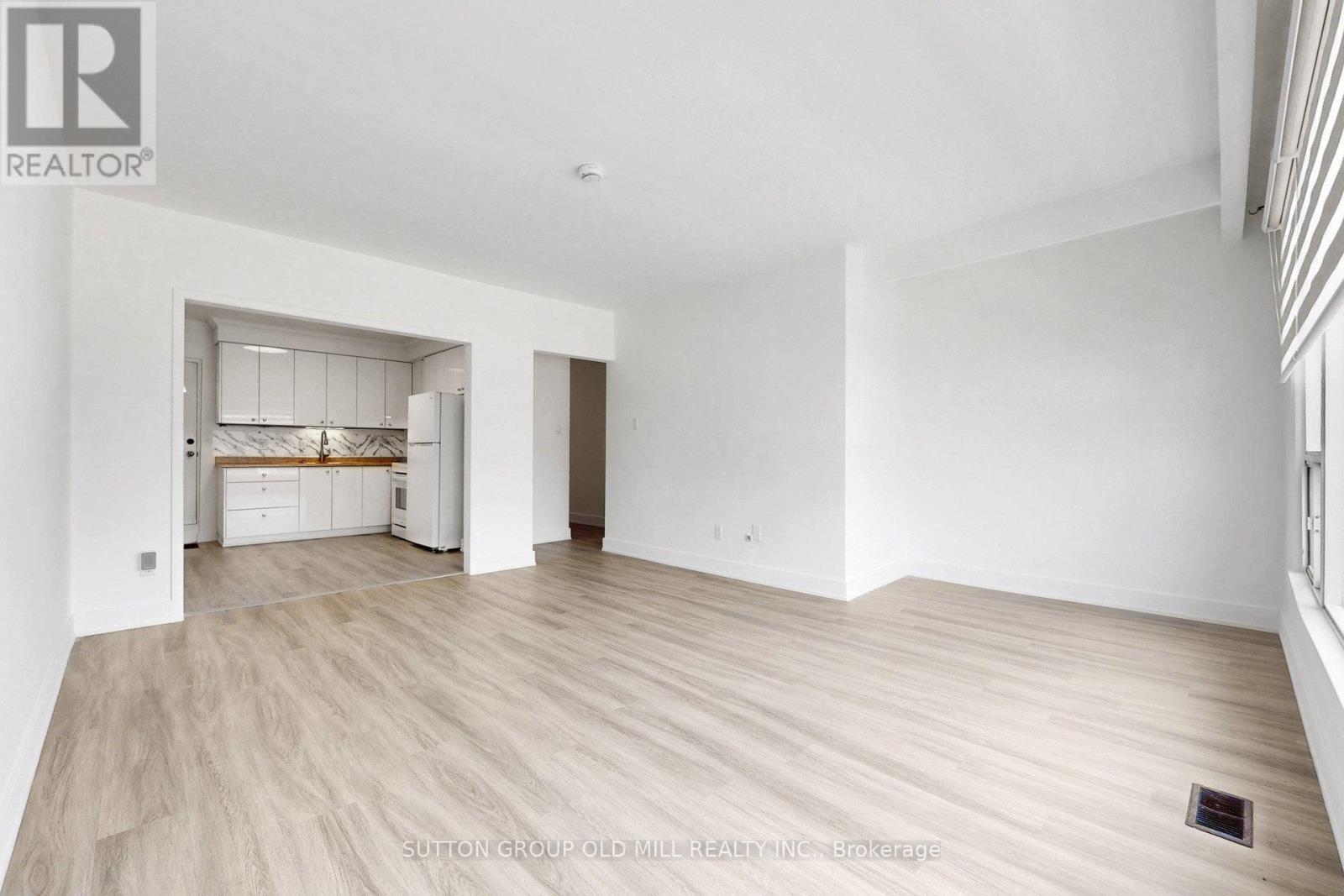 809A ST CLAIR AVENUE W, Toronto, Ontario