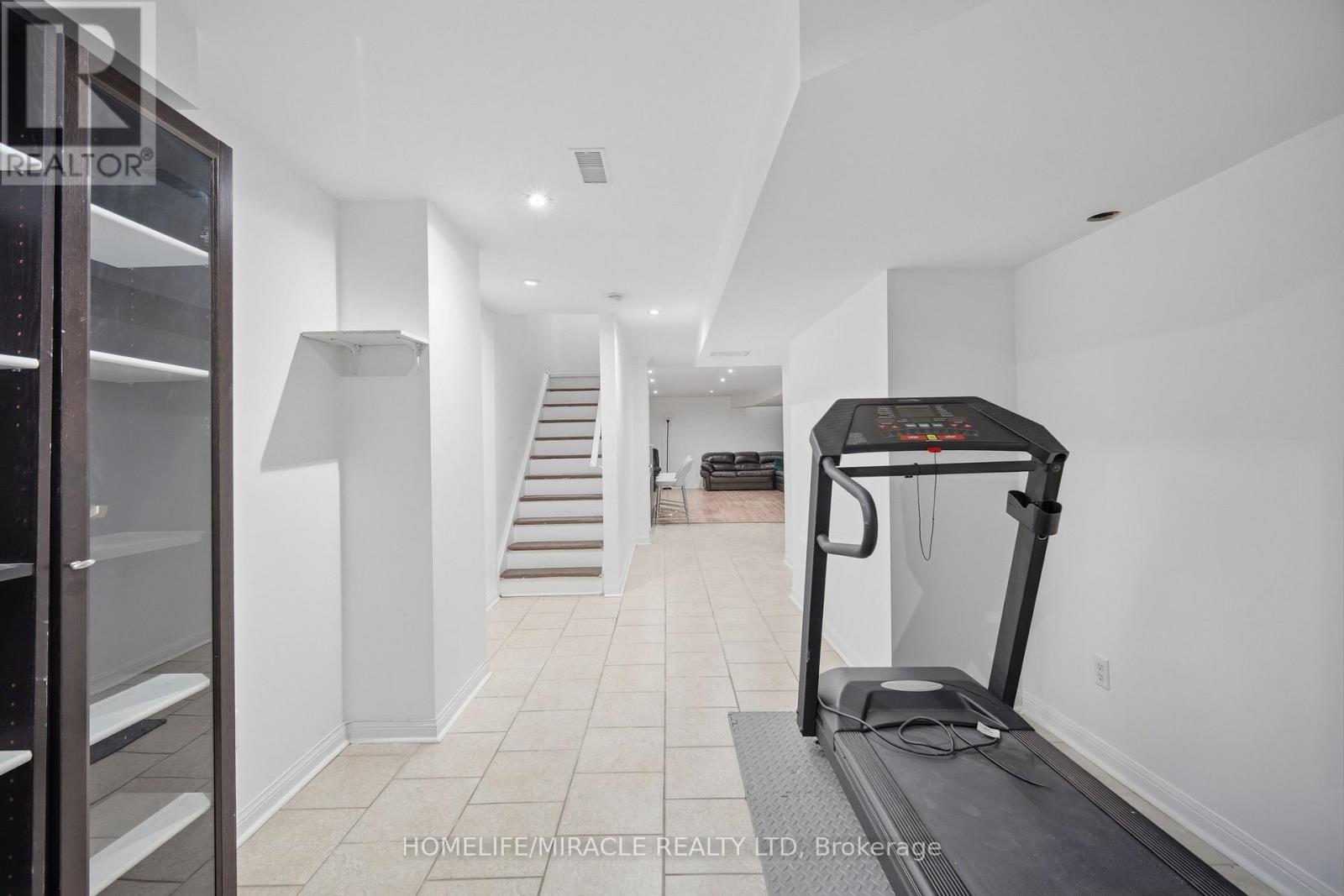 87 Spicebush Terrace, Brampton, Ontario  L6X 0J5 - Photo 37 - W13046948