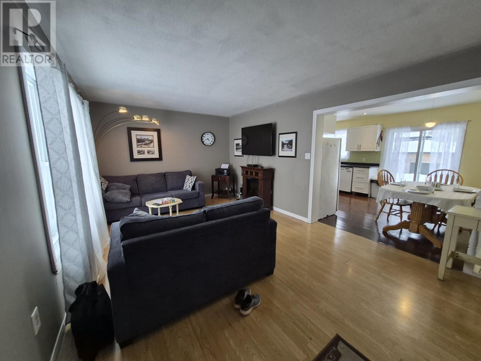 18 Lloyd Irwin Street, Marathon, Ontario  P0T 2E0 - Photo 5 - TB2600423