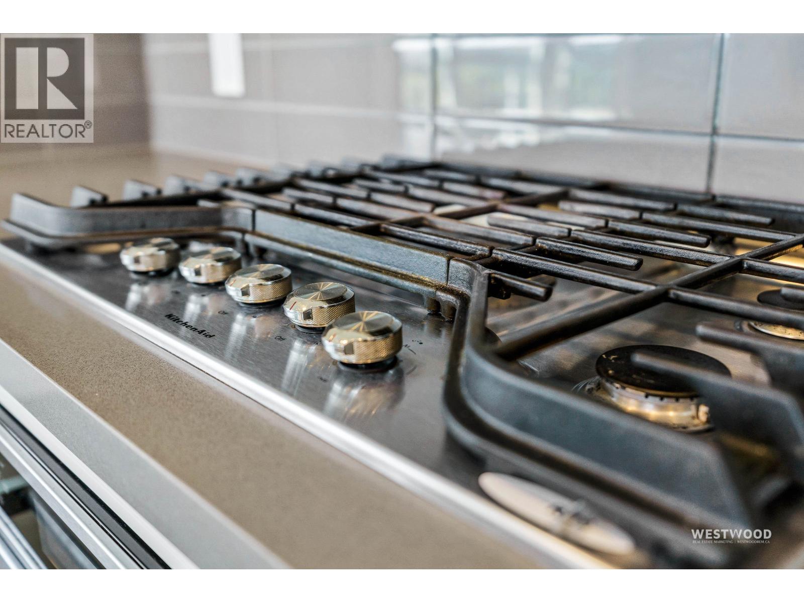 2301 3093 Windsor Gate, Coquitlam, British Columbia  V3B 0N2 - Photo 8 - R3115611