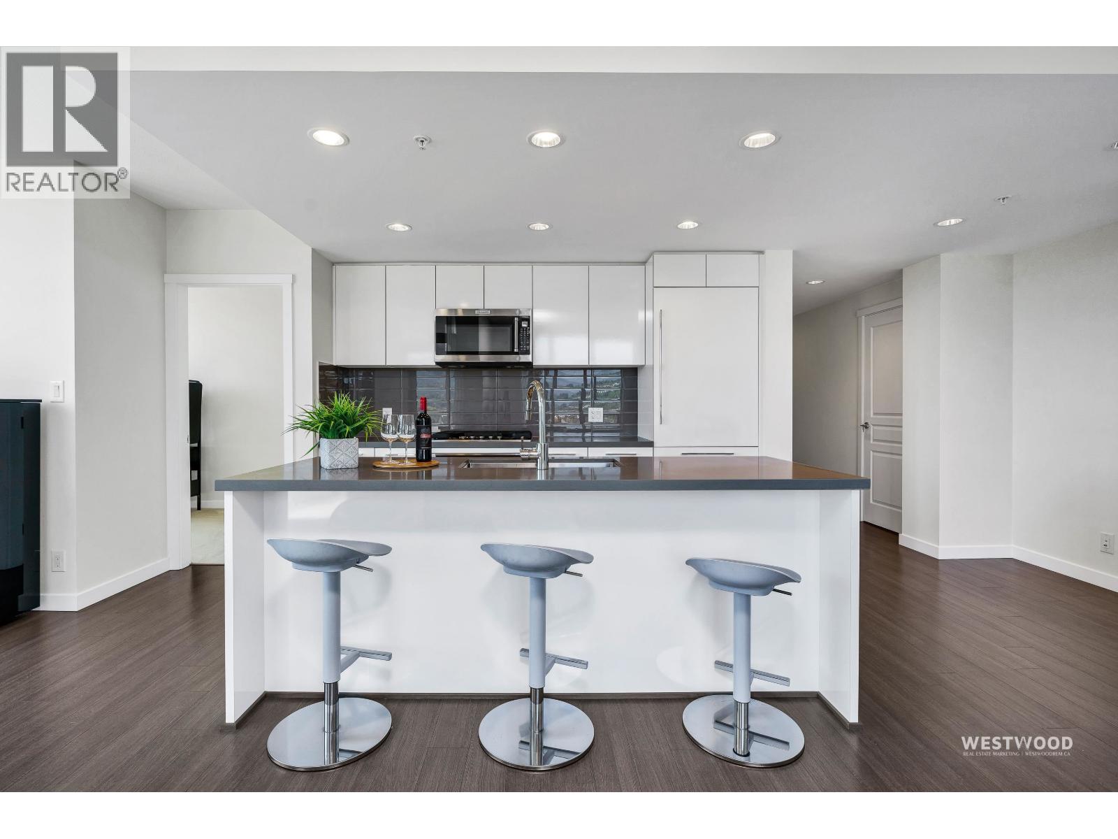 2301 3093 Windsor Gate, Coquitlam, British Columbia  V3B 0N2 - Photo 6 - R3115611