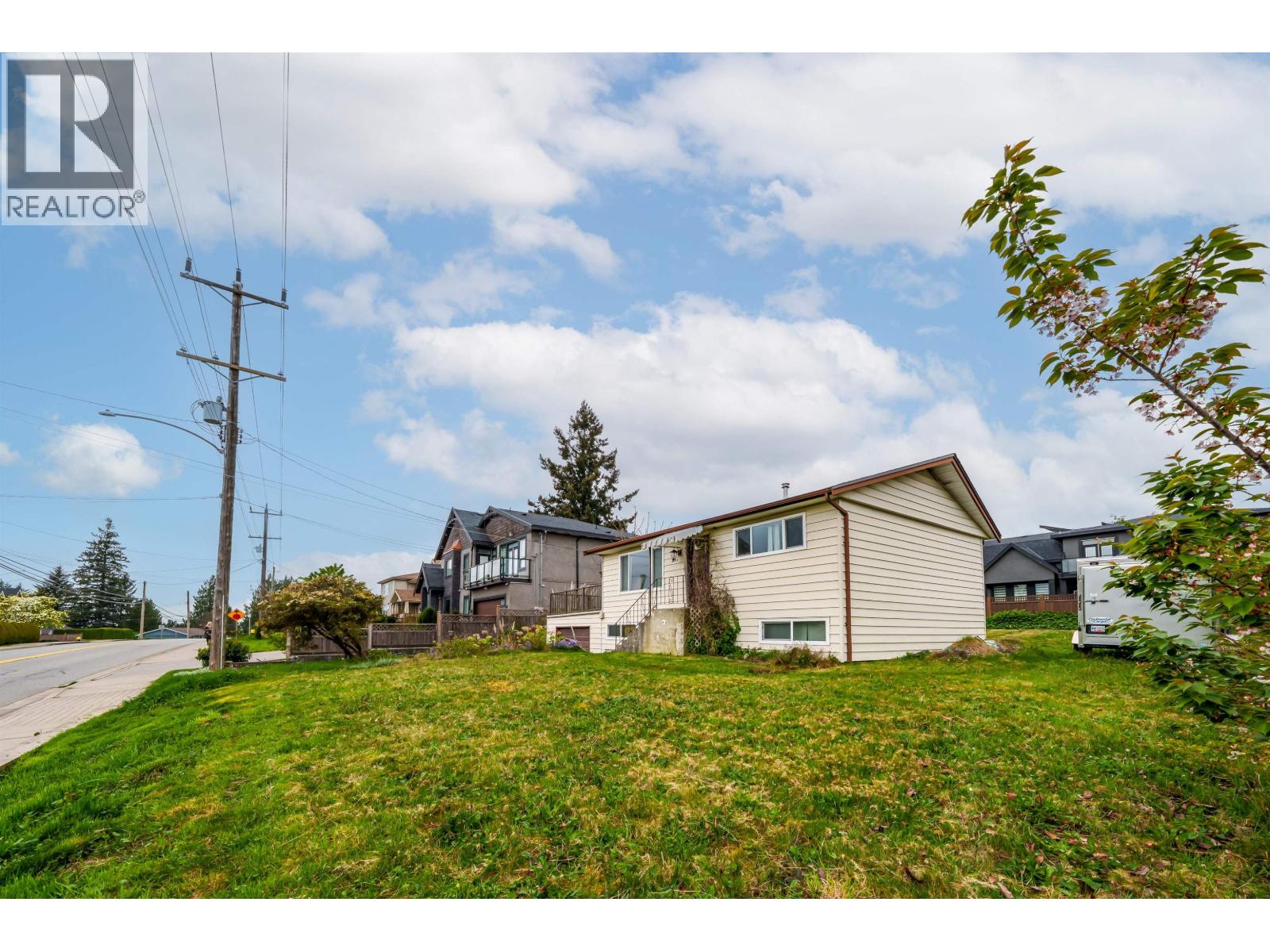 2151 Dawes Hill Road, Coquitlam, British Columbia  V3K 1N2 - Photo 4 - R3116279