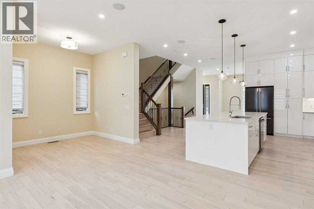3036 28 Street Sw, Calgary, Alberta  T3E 2J5 - Photo 11 - A2292324