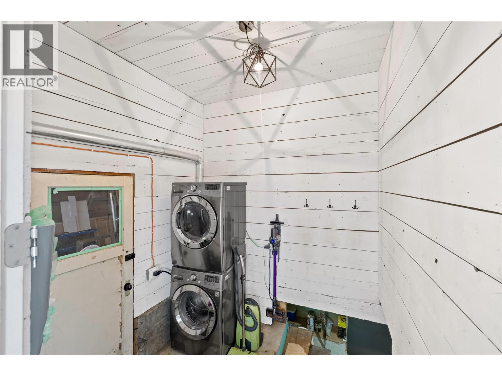 876 Rotary Drive, Kimberley, British Columbia  V1A 1E6 - Photo 32 - 10385012