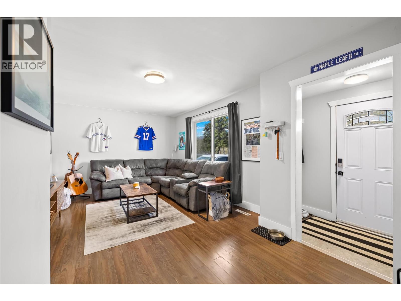 876 Rotary Drive, Kimberley, British Columbia  V1A 1E6 - Photo 2 - 10385012