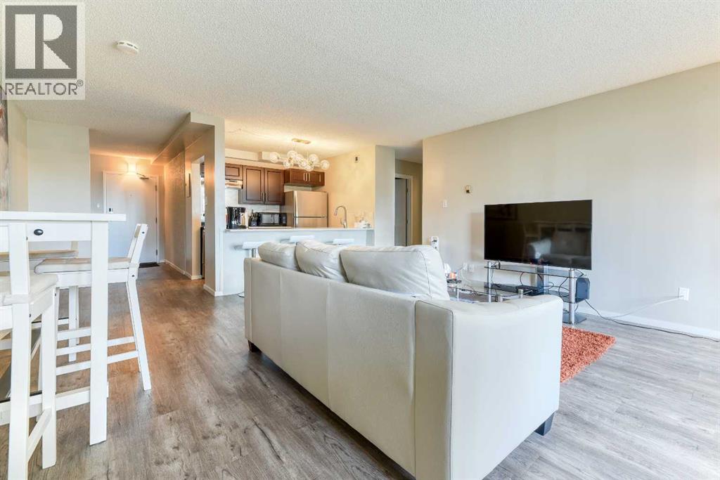 907, 221 6 Avenue Se, Calgary, Alberta  T2G 4Z9 - Photo 2 - A2298543