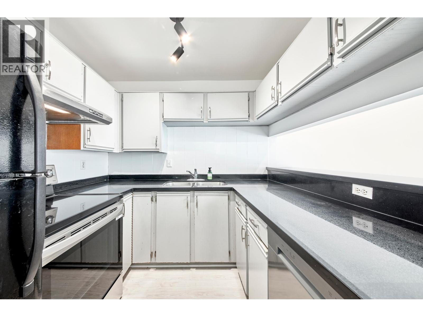 111 8700 Westminster Highway, Richmond, British Columbia  V6X 1A8 - Photo 9 - R3116111