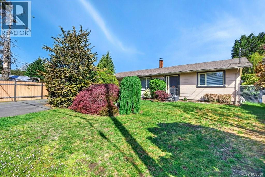 1984 Noel Ave, Comox, British Columbia  V9M 2J7 - Photo 1 - 1033588