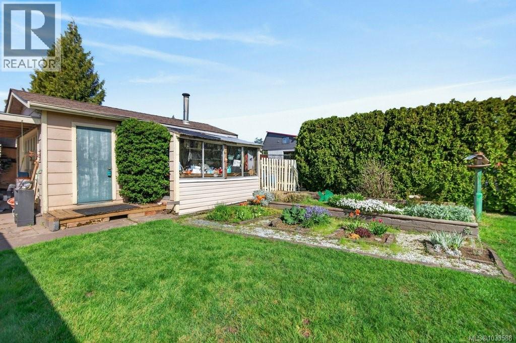 1984 Noel Ave, Comox, British Columbia  V9M 2J7 - Photo 33 - 1033588