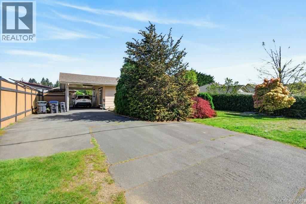 1984 Noel Ave, Comox, British Columbia  V9M 2J7 - Photo 41 - 1033588