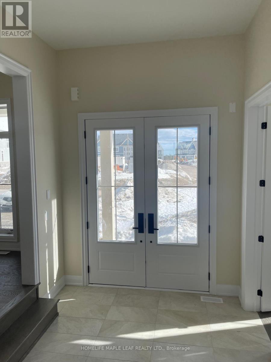 28 Pearsall Place, Oro-Medonte, Ontario  L0L 2L0 - Photo 2 - S12873140