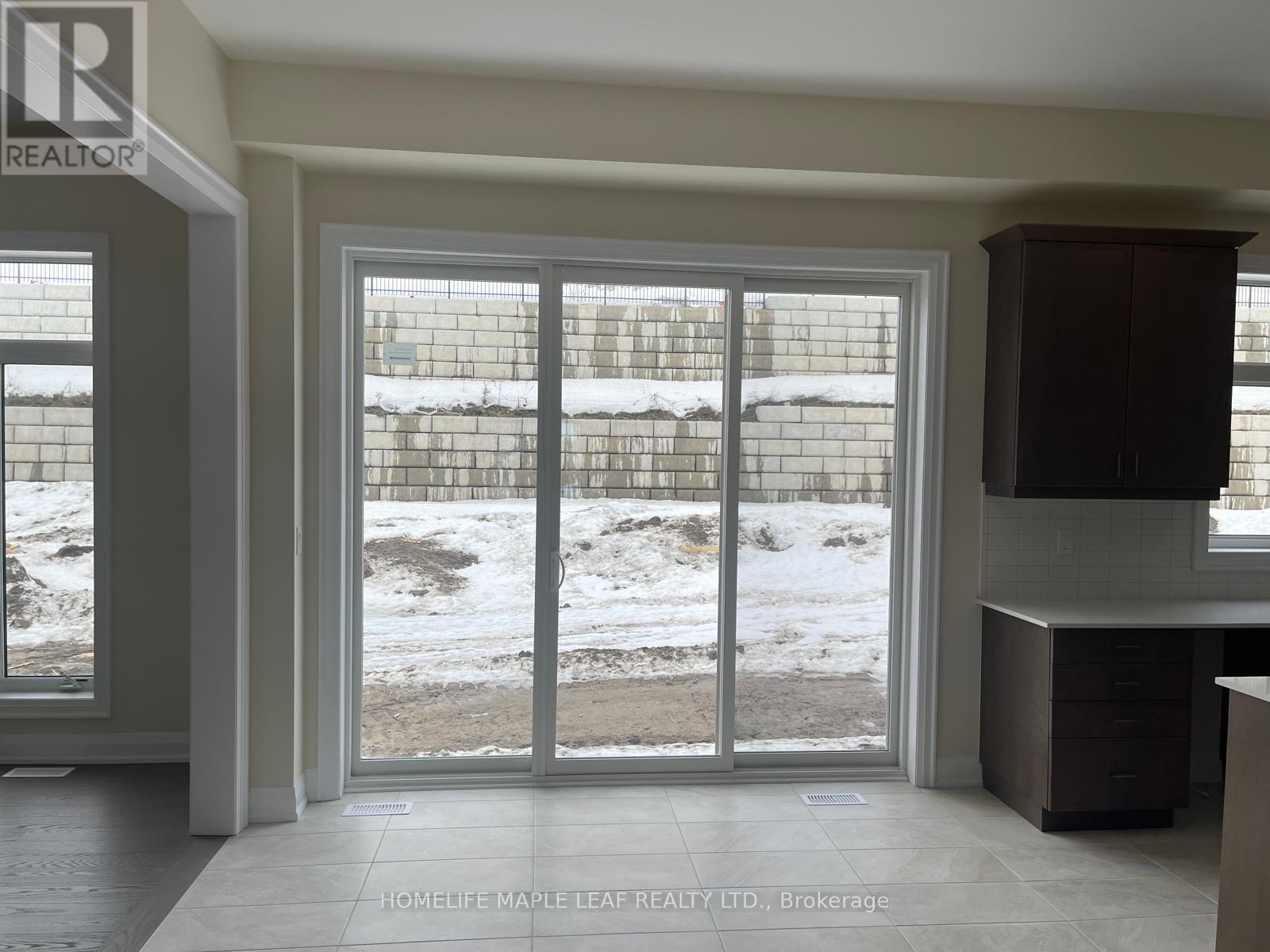 28 Pearsall Place, Oro-Medonte, Ontario  L0L 2L0 - Photo 7 - S12873140