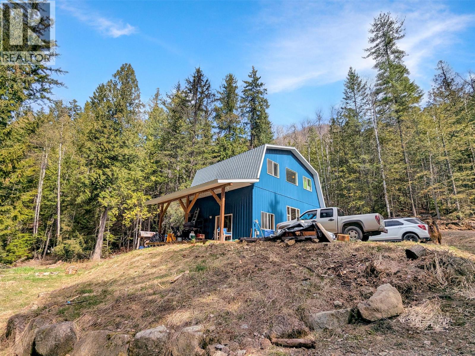 8907 Martens Road, Slocan, British Columbia  V0G 2C0 - Photo 24 - 10384864