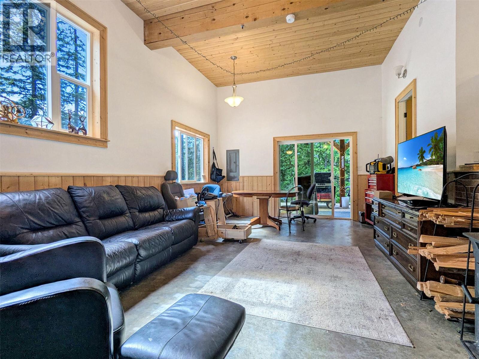 8907 Martens Road, Slocan, British Columbia  V0G 2C0 - Photo 26 - 10384864