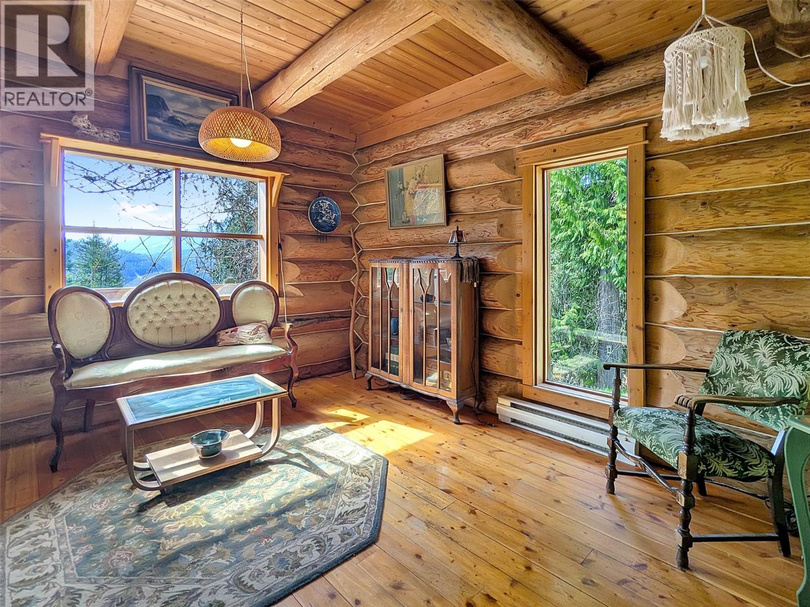 8907 Martens Road, Slocan, British Columbia  V0G 2C0 - Photo 8 - 10384864