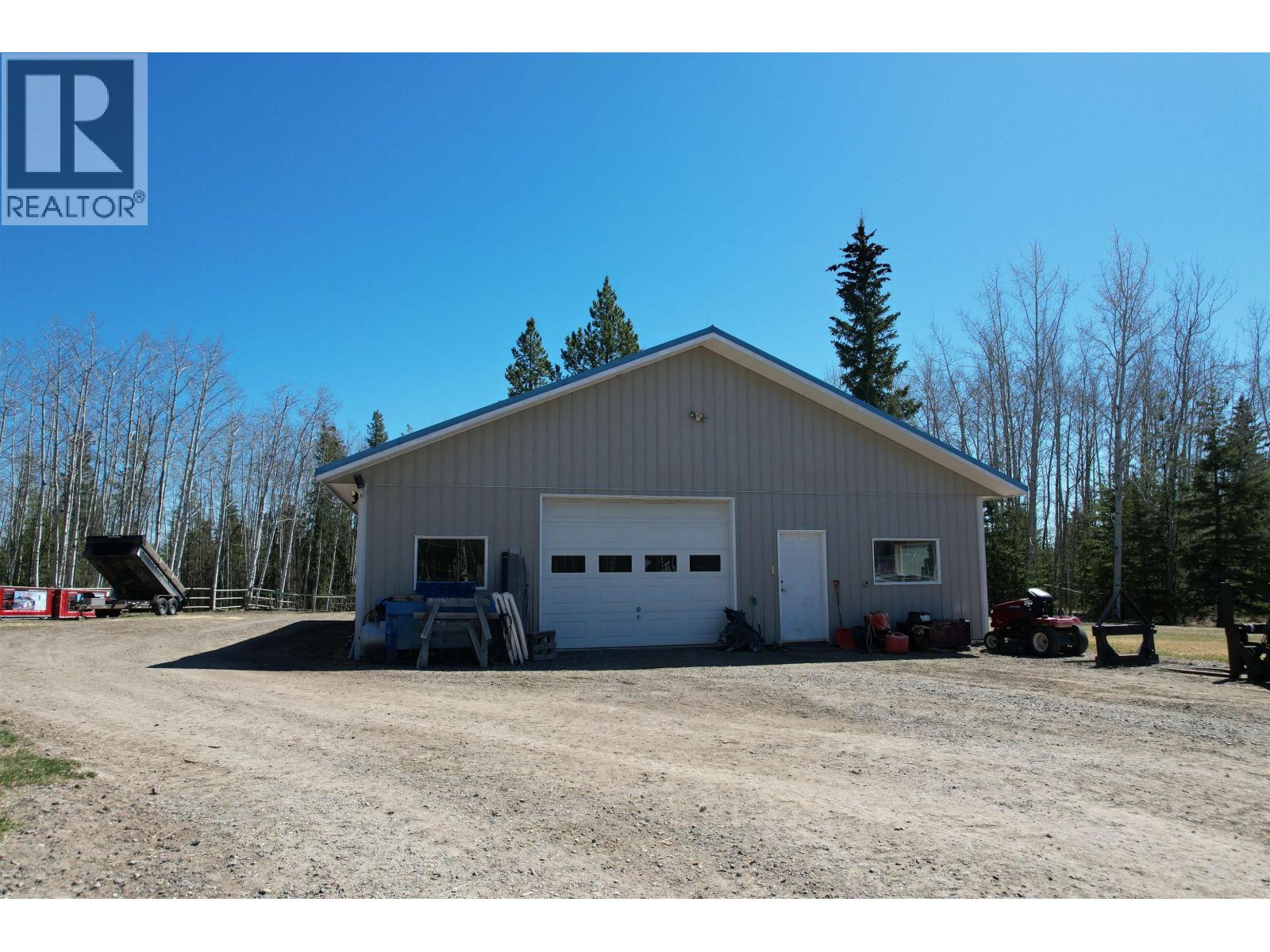 5548 Little Fort Hwy 24 Highway, 100 Mile House, British Columbia  V0K 2E2 - Photo 30 - R3116389