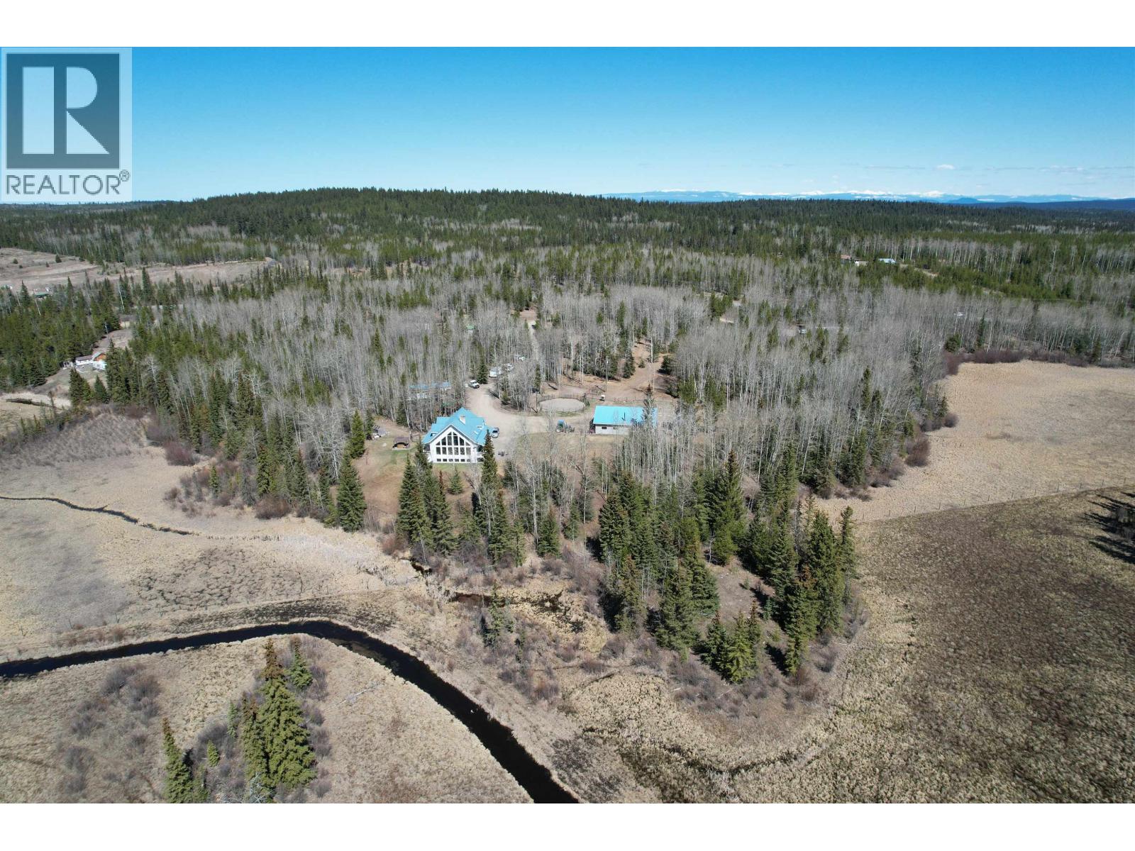 5548 Little Fort Hwy 24 Highway, 100 Mile House, British Columbia  V0K 2E2 - Photo 33 - R3116389