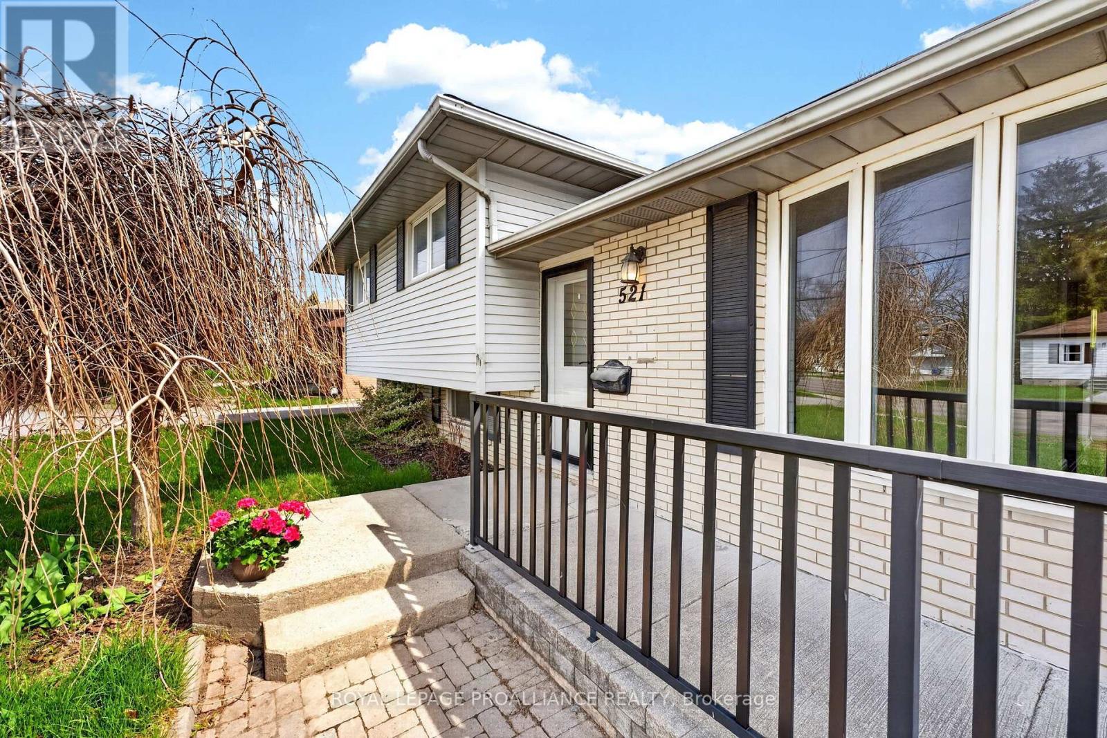 521 Sidney Street, Belleville, Ontario  K8P 4A4 - Photo 3 - X13050376