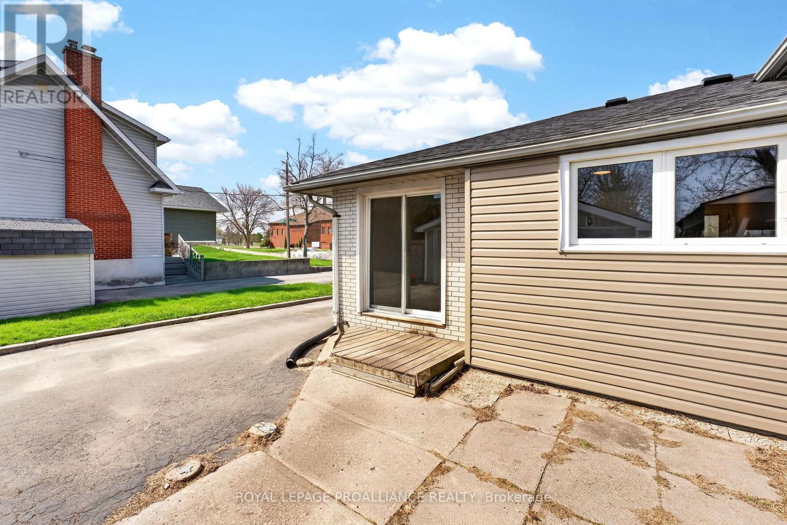 521 Sidney Street, Belleville, Ontario  K8P 4A4 - Photo 37 - X13050376