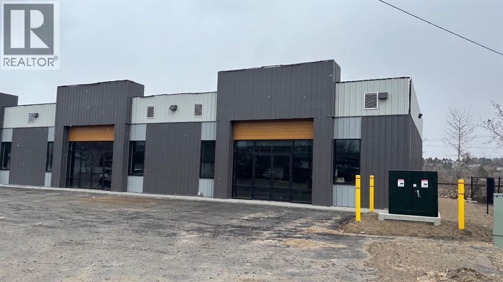 100-103, 5407 50 Street, Ponoka, Alberta  T4J 1H9 - Photo 2 - A2218932