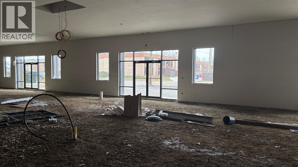 100-103, 5407 50 Street, Ponoka, Alberta  T4J 1H9 - Photo 9 - A2218932