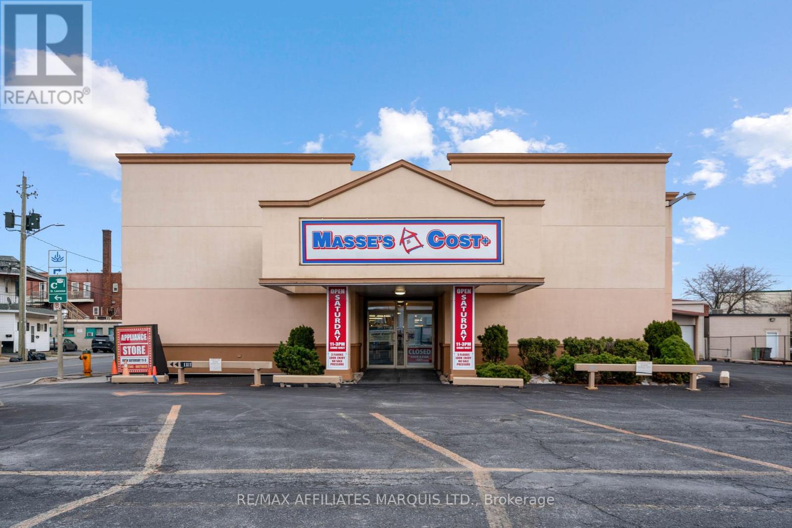 346 Montreal Road, Cornwall, Ontario  K6H 1B4 - Photo 1 - X13050368