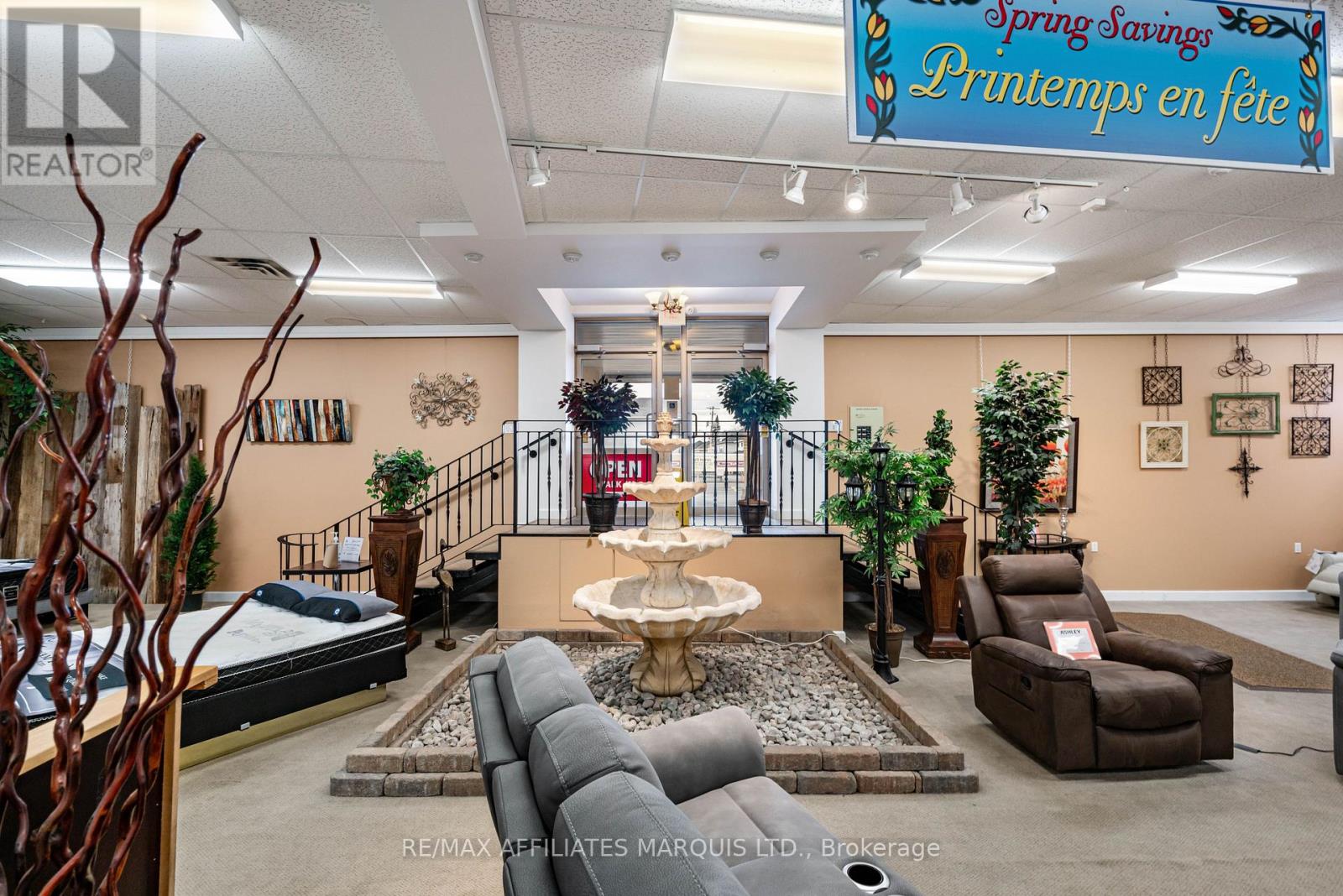 346 Montreal Road, Cornwall, Ontario  K6H 1B4 - Photo 4 - X13050368