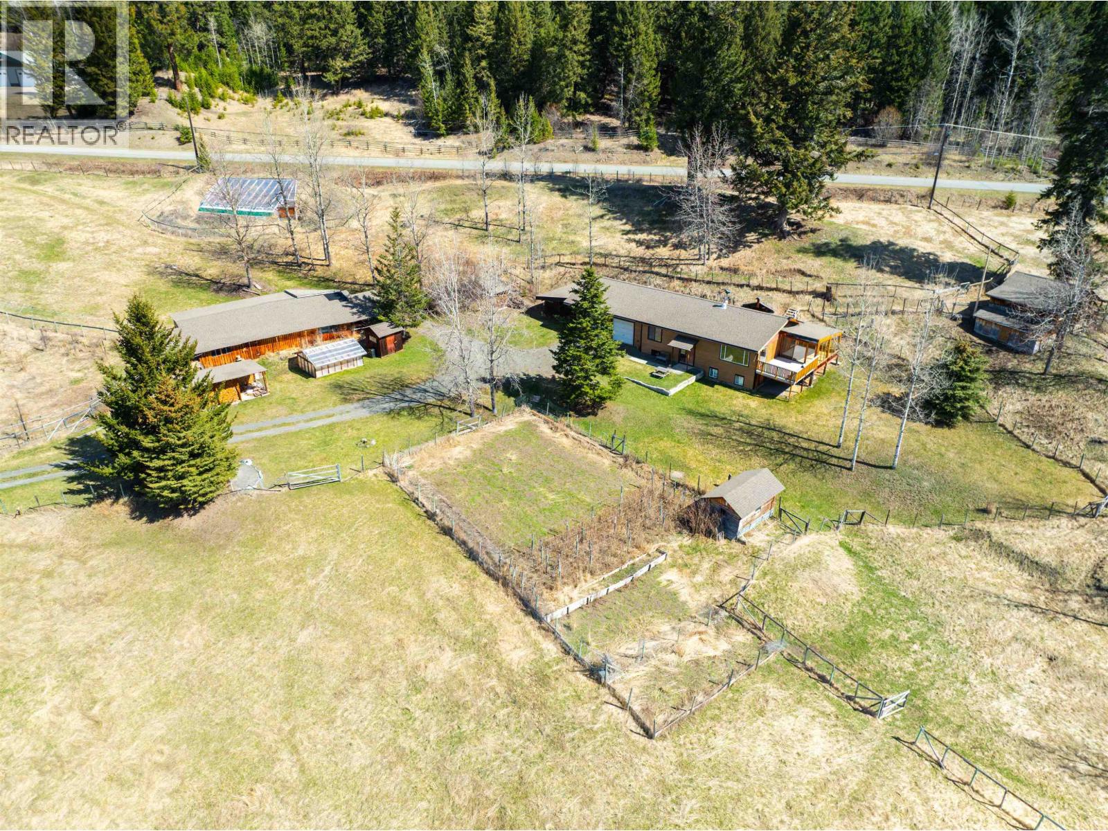 7115 Connie Road, Bridge Lake, British Columbia  V0K 1X2 - Photo 14 - R3116276