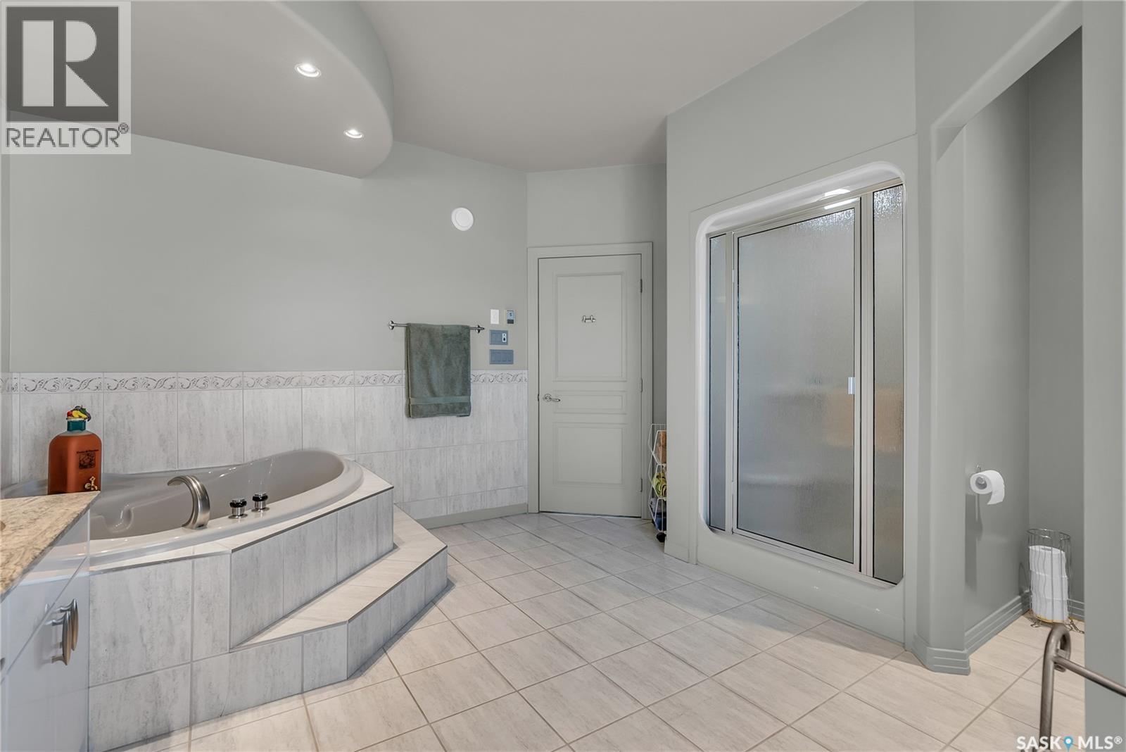 48 Cathedral Bluffs Road, Corman Park Rm No. 344, Saskatchewan  S7P 1A3 - Photo 22 - SK028264