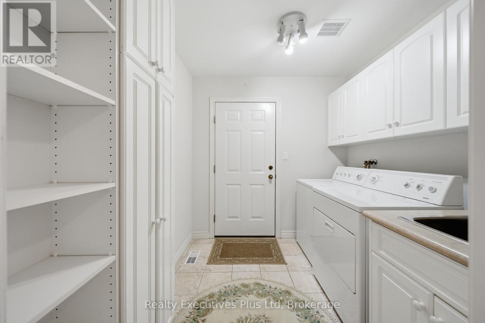 95 Basswood Drive, Guelph, Ontario  N1G 4X7 - Photo 24 - X13050392