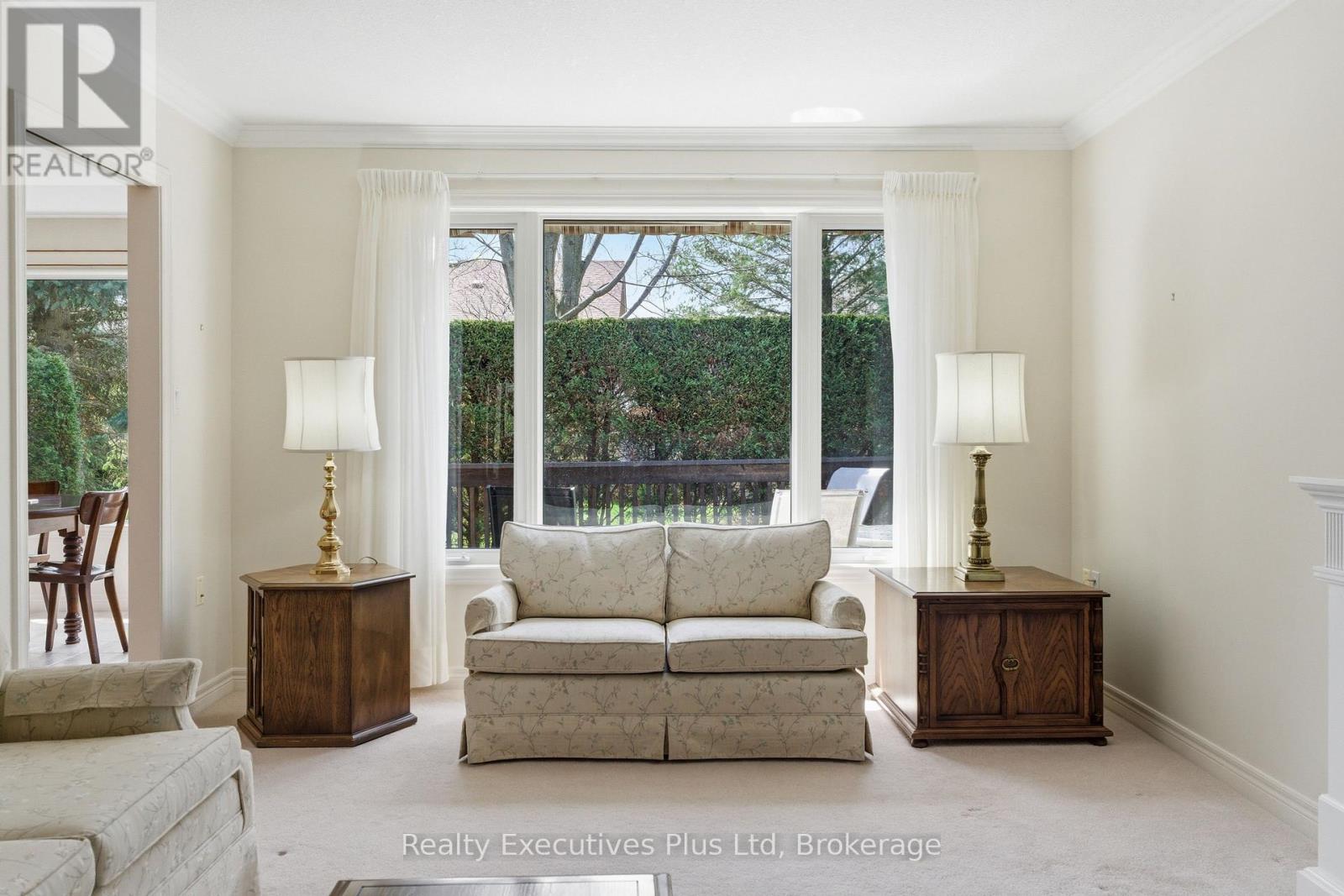 95 Basswood Drive, Guelph, Ontario  N1G 4X7 - Photo 7 - X13050392