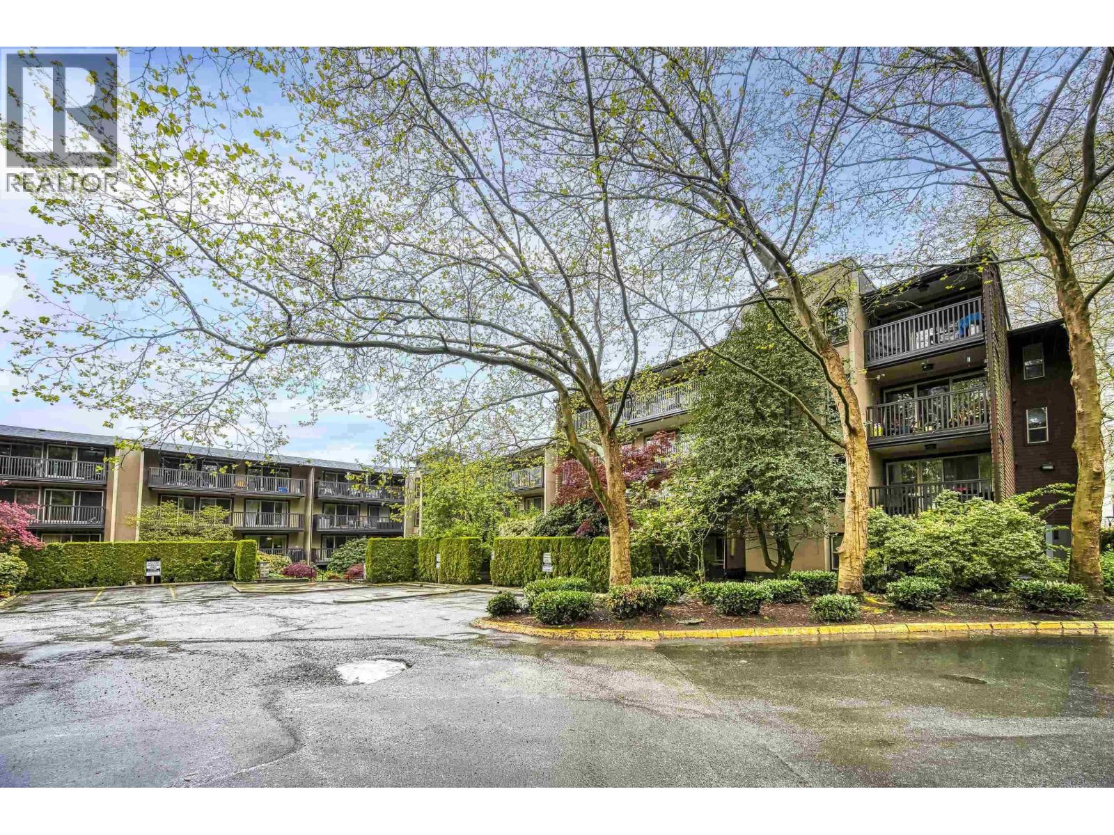 118 9847 MANCHESTER DRIVE, Burnaby, British Columbia