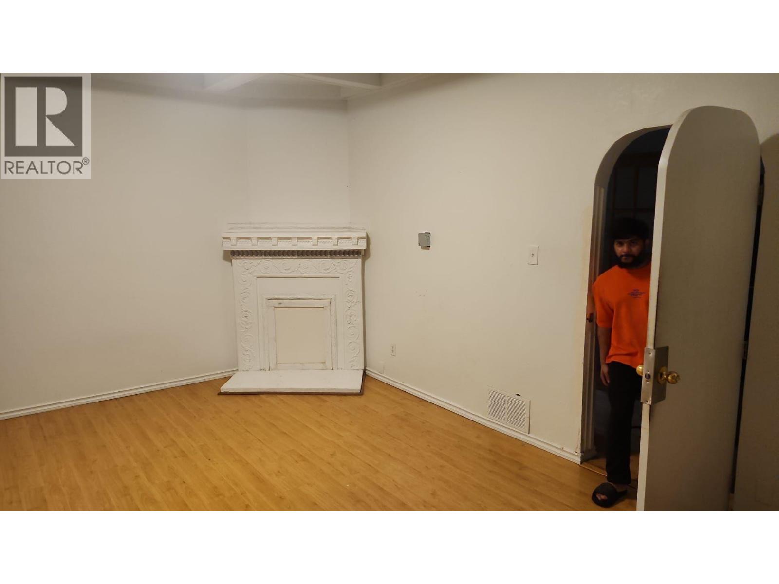 1039 E 41st Avenue, Vancouver, British Columbia  V5W 1P9 - Photo 11 - R3116090