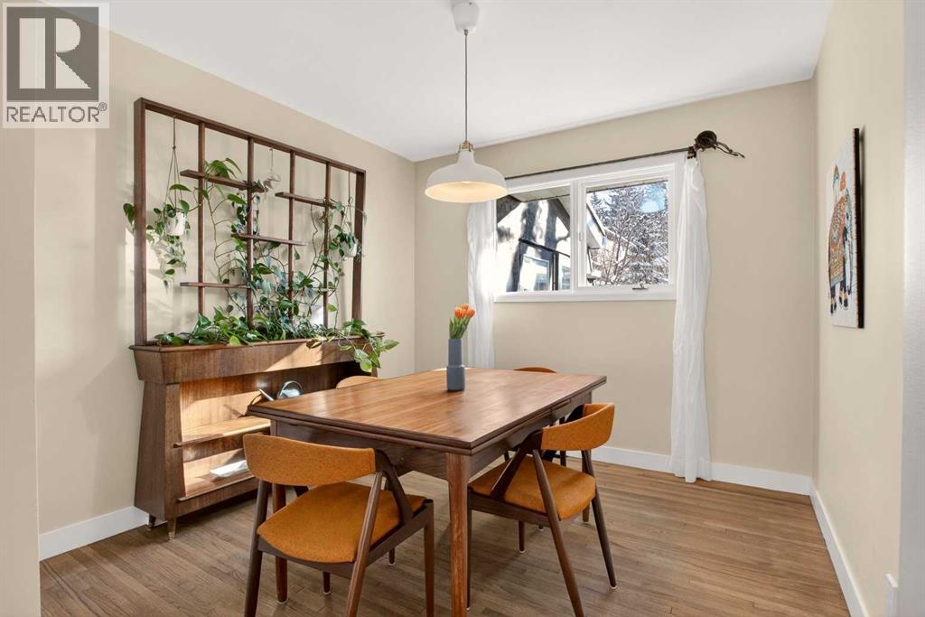 2507 Chicoutimi Drive NW, Calgary, Alberta  T2L 0W4 - Photo 5 - A2301982