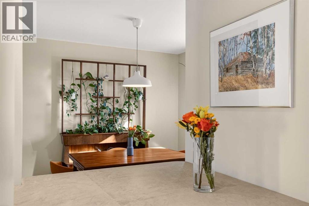 2507 Chicoutimi Drive NW, Calgary, Alberta  T2L 0W4 - Photo 11 - A2301982