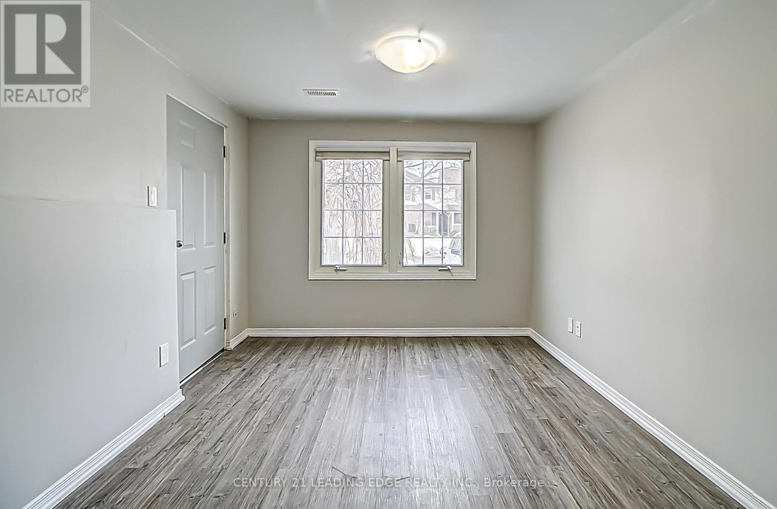 Lower - 55 Mccrimmon Crescent, Clarington, Ontario  L1C 4N2 - Photo 4 - E13050398