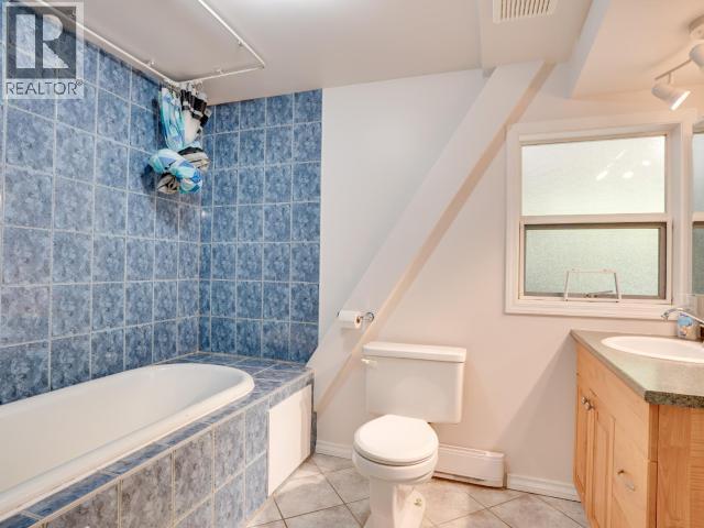 4070 Highway 101, Powell River, British Columbia  V8A 4Z3 - Photo 22 - 19832