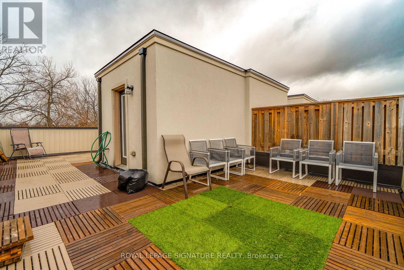 14 Queen Mary Court, Vaughan, Ontario  L4L 0H9 - Photo 39 - N13050334