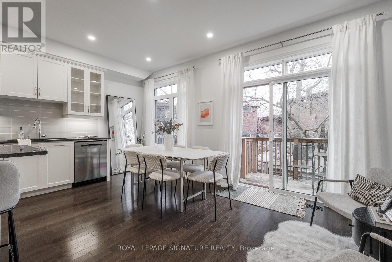 14 Queen Mary Court, Vaughan, Ontario  L4L 0H9 - Photo 8 - N13050334